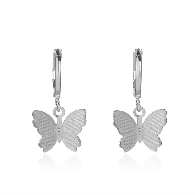 Crystal Butterfly Pendants Chokers Personality Gold Color Hollow Chain Choker Necklaces Ladies Punk Collar jewellery – Halskette