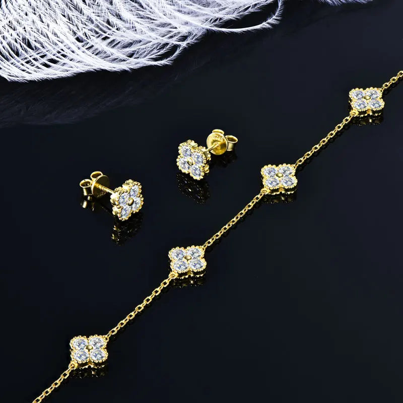 IOGOU 3 In 1 Clover Flower Jewelry Sets Silver 3mm D Moissanite Pendant Necklace Bracelet Stud Earrings Sets Charm