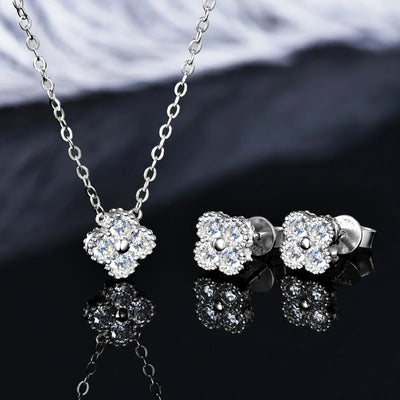 IOGOU 3 In 1 Clover Flower Jewelry Sets Silver 3mm D Moissanite Pendant Necklace Bracelet Stud Earrings Sets Charm