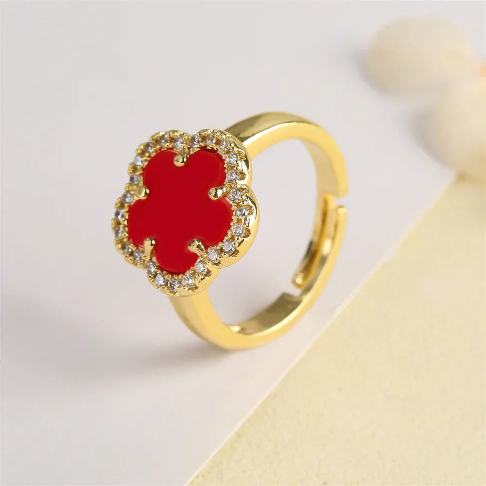 Blumenförmiger Einstellbarer Ring mit Emaille-Inlay und Zirkonia