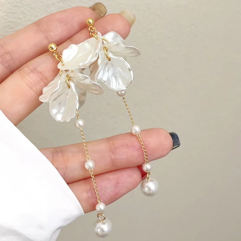 Modern Jewelry Silver Needle Elegant Temperament Simulated pearl Tassel Earrings Fashion Accessories Wholesale